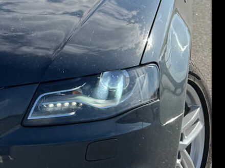 Серый Ауди А4, объемом двигателя 1.97 л и пробегом 260 тыс. км за 10800 $, фото 1 на Automoto.ua