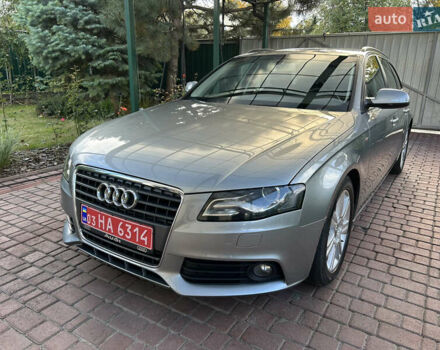 Серый Ауди А4, объемом двигателя 2 л и пробегом 182 тыс. км за 9900 $, фото 1 на Automoto.ua