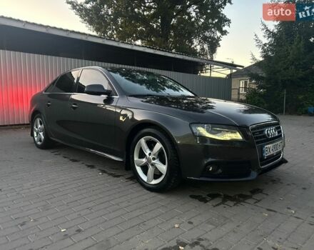 Серый Ауди А4, объемом двигателя 2 л и пробегом 280 тыс. км за 9300 $, фото 1 на Automoto.ua
