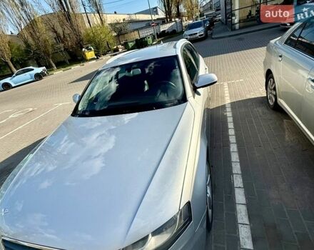 Серый Ауди А4, объемом двигателя 2 л и пробегом 198 тыс. км за 9300 $, фото 1 на Automoto.ua