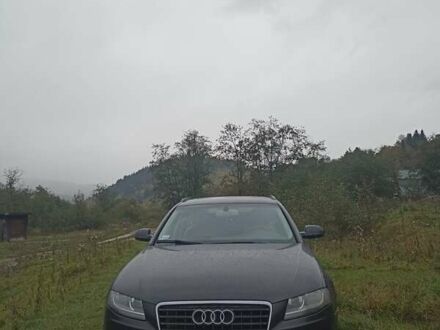 Серый Ауди А4, объемом двигателя 1.97 л и пробегом 250 тыс. км за 12500 $, фото 1 на Automoto.ua