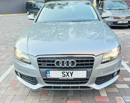 Серый Ауди А4, объемом двигателя 2 л и пробегом 206 тыс. км за 9500 $, фото 1 на Automoto.ua