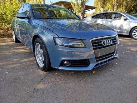 Серый Ауди А4, объемом двигателя 2 л и пробегом 248 тыс. км за 8999 $, фото 1 на Automoto.ua