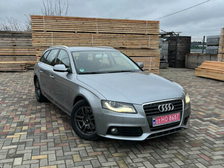 Сірий Ауді А4, об'ємом двигуна 1.8 л та пробігом 250 тис. км за 8500 $, фото 1 на Automoto.ua