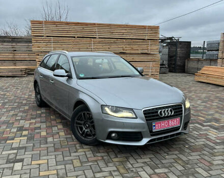 Сірий Ауді А4, об'ємом двигуна 1.8 л та пробігом 250 тис. км за 8500 $, фото 1 на Automoto.ua