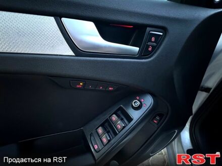 Серый Ауди А4, объемом двигателя 2 л и пробегом 212 тыс. км за 8000 $, фото 1 на Automoto.ua