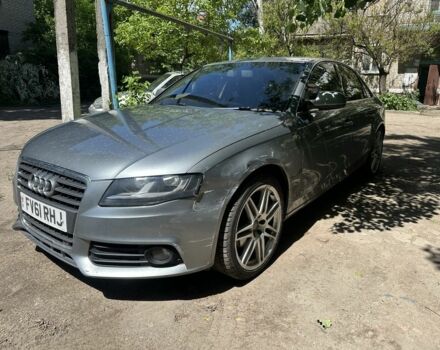 Сірий Ауді А4, об'ємом двигуна 2 л та пробігом 260 тис. км за 3796 $, фото 1 на Automoto.ua
