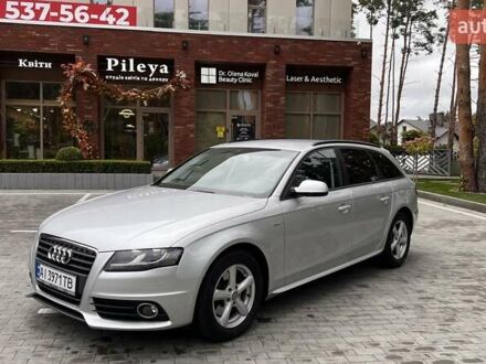 Ауди А4 2010 в Киеве на Automoto.ua Серый Ауди А4, объемом двигателя 1.8 л и пробегом 202 тыс. км за 11800 $, фото 1 на Automoto.ua