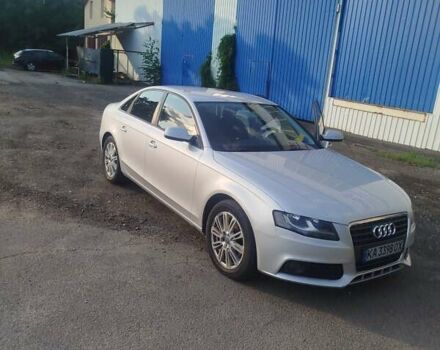 Сірий Ауді А4, об'ємом двигуна 1.8 л та пробігом 200 тис. км за 7500 $, фото 1 на Automoto.ua