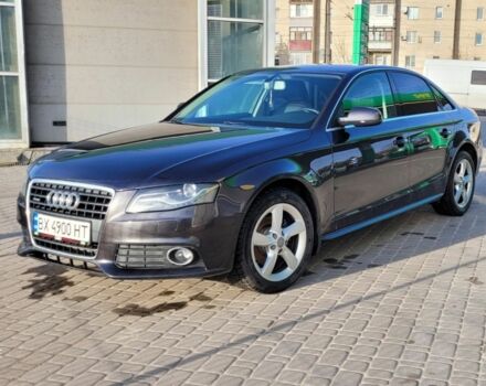 Сірий Ауді А4, об'ємом двигуна 2 л та пробігом 260 тис. км за 11000 $, фото 1 на Automoto.ua