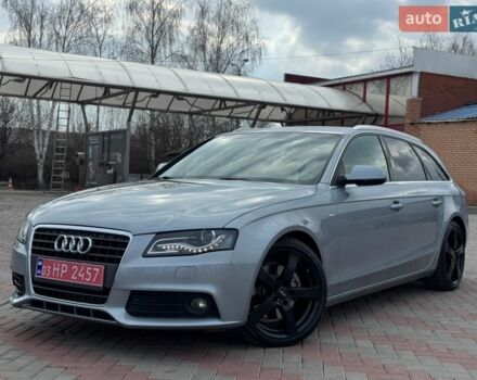 Сірий Ауді А4, об'ємом двигуна 1.8 л та пробігом 154 тис. км за 9400 $, фото 1 на Automoto.ua