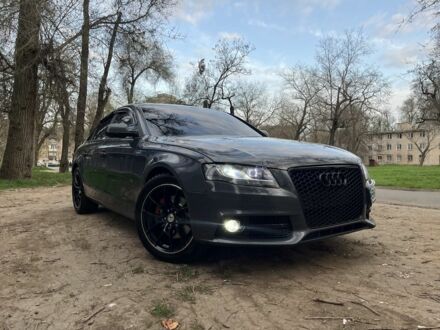 Сірий Ауді А4, об'ємом двигуна 2 л та пробігом 230 тис. км за 11500 $, фото 1 на Automoto.ua