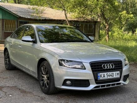 Ауді А4 2011 у Дніпро (Дніпропетровську) на Automoto.ua Сірий Ауді А4, об'ємом двигуна 2 л та пробігом 163 тис. км за 9700 $, фото 1 на Automoto.ua