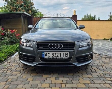 Сірий Ауді А4, об'ємом двигуна 2 л та пробігом 244 тис. км за 10500 $, фото 1 на Automoto.ua