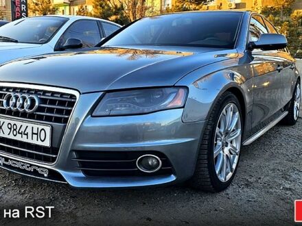 Сірий Ауді А4, об'ємом двигуна 2 л та пробігом 212 тис. км за 8200 $, фото 1 на Automoto.ua