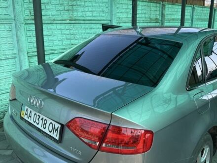 Сірий Ауді А4, об'ємом двигуна 1.8 л та пробігом 200 тис. км за 9400 $, фото 1 на Automoto.ua