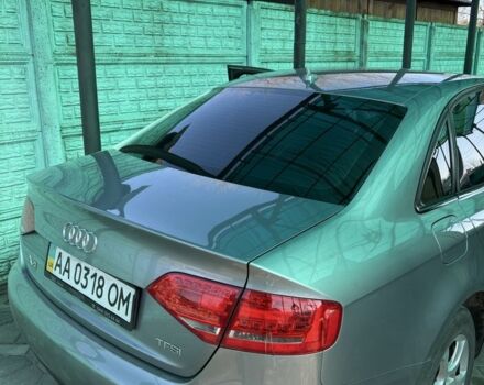 Сірий Ауді А4, об'ємом двигуна 1.8 л та пробігом 200 тис. км за 9400 $, фото 1 на Automoto.ua
