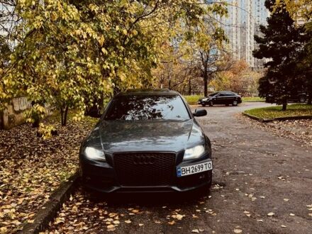 Серый Ауди А4, объемом двигателя 2 л и пробегом 230 тыс. км за 10000 $, фото 1 на Automoto.ua