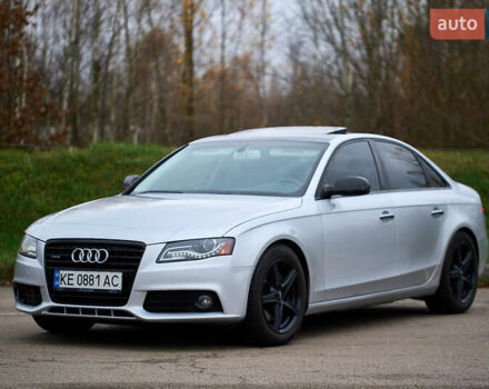 Сірий Ауді А4, об'ємом двигуна 2 л та пробігом 217 тис. км за 11999 $, фото 1 на Automoto.ua