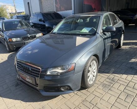 Серый Ауди А4, объемом двигателя 2 л и пробегом 170 тыс. км за 9834 $, фото 1 на Automoto.ua