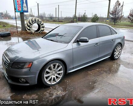 Серый Ауди А4, объемом двигателя 2 л и пробегом 22500 тыс. км за 10000 $, фото 1 на Automoto.ua