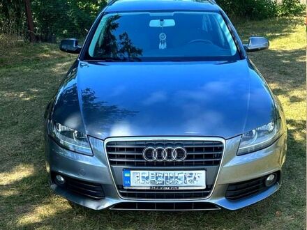 Сірий Ауді А4, об'ємом двигуна 1.9 л та пробігом 305 тис. км за 10000 $, фото 1 на Automoto.ua