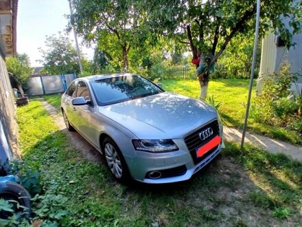 Сірий Ауді А4, об'ємом двигуна 2 л та пробігом 163 тис. км за 12000 $, фото 1 на Automoto.ua