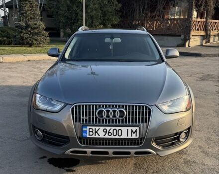 Сірий Ауді А4, об'ємом двигуна 2 л та пробігом 221 тис. км за 11700 $, фото 1 на Automoto.ua