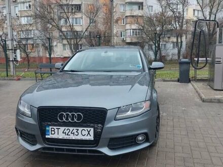 Ауді А4 2012 у Херсоні на Automoto.ua Сірий Ауді А4, об'ємом двигуна 1.98 л та пробігом 125 тис. км за 12200 $, фото 1 на Automoto.ua