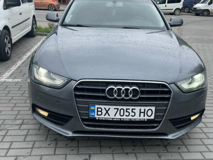 Ауди А4 2012 в Хмельницком на Automoto.ua Серый Ауди А4, объемом двигателя 1.97 л и пробегом 294 тыс. км за 11300 $, фото 1 на Automoto.ua