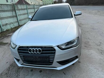 Ауди А4 2012 в Киеве на Automoto.ua Серый Ауди А4, объемом двигателя 2 л и пробегом 180 тыс. км за 10800 $, фото 1 на Automoto.ua
