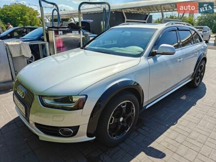 Сірий Ауді А4, об'ємом двигуна 2 л та пробігом 155 тис. км за 13800 $, фото 1 на Automoto.ua