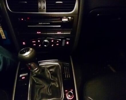 Сірий Ауді А4, об'ємом двигуна 2 л та пробігом 251 тис. км за 11810 $, фото 1 на Automoto.ua