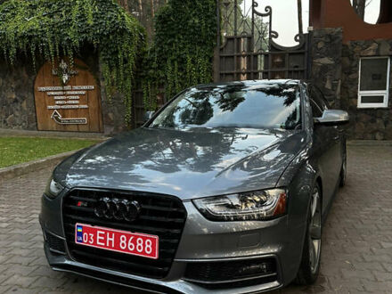 Серый Ауди А4, объемом двигателя 2 л и пробегом 207 тыс. км за 12900 $, фото 1 на Automoto.ua