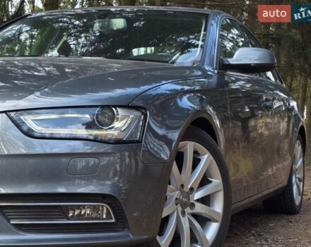 Серый Ауди А4, объемом двигателя 2 л и пробегом 127 тыс. км за 11000 $, фото 1 на Automoto.ua