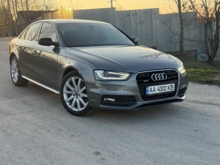 Сірий Ауді А4, об'ємом двигуна 2 л та пробігом 126 тис. км за 12500 $, фото 1 на Automoto.ua
