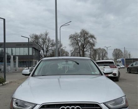 Сірий Ауді А4, об'ємом двигуна 0 л та пробігом 200 тис. км за 12461 $, фото 1 на Automoto.ua