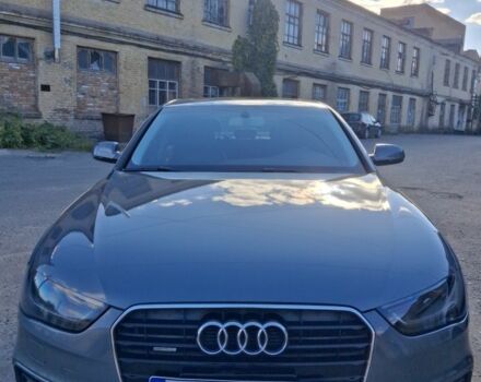 Серый Ауди А4, объемом двигателя 2 л и пробегом 209 тыс. км за 13300 $, фото 1 на Automoto.ua