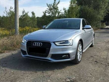 Сірий Ауді А4, об'ємом двигуна 2 л та пробігом 126 тис. км за 10400 $, фото 1 на Automoto.ua