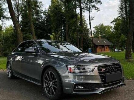 Сірий Ауді А4, об'ємом двигуна 2 л та пробігом 150 тис. км за 10500 $, фото 1 на Automoto.ua