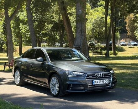 Сірий Ауді А4, об'ємом двигуна 1.98 л та пробігом 141 тис. км за 21500 $, фото 1 на Automoto.ua