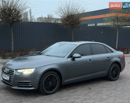 Серый Ауди А4, объемом двигателя 1.98 л и пробегом 201 тыс. км за 17800 $, фото 1 на Automoto.ua