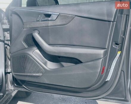 Сірий Ауді А4, об'ємом двигуна 1.98 л та пробігом 250 тис. км за 12500 $, фото 1 на Automoto.ua