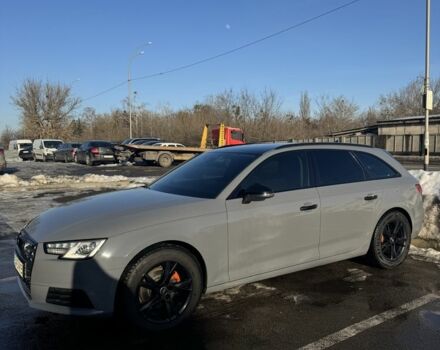 Серый Ауди А4, объемом двигателя 2 л и пробегом 346 тыс. км за 18000 $, фото 1 на Automoto.ua