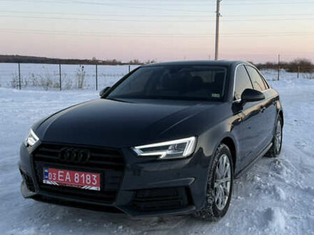 Серый Ауди А4, объемом двигателя 2 л и пробегом 155 тыс. км за 18900 $, фото 1 на Automoto.ua
