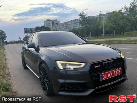 Серый Ауди А4, объемом двигателя 2 л и пробегом 0 тыс. км за 19000 $, фото 1 на Automoto.ua