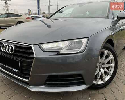 Ауді А4 2017 у Києві на Automoto.ua Сірий Ауді А4, об'ємом двигуна 1.97 л та пробігом 143 тис. км за 18500 $, фото 1 на Automoto.ua