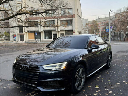 Серый Ауди А4, объемом двигателя 1.98 л и пробегом 101 тыс. км за 22000 $, фото 1 на Automoto.ua