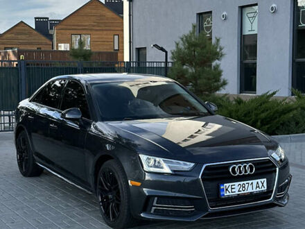 Ауді А4 2017 у Дніпро (Дніпропетровську) на Automoto.ua Сірий Ауді А4, об'ємом двигуна 1.98 л та пробігом 171 тис. км за 17500 $, фото 1 на Automoto.ua