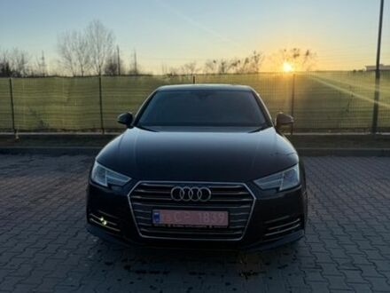 Серый Ауди А4, объемом двигателя 2 л и пробегом 195 тыс. км за 12899 $, фото 1 на Automoto.ua